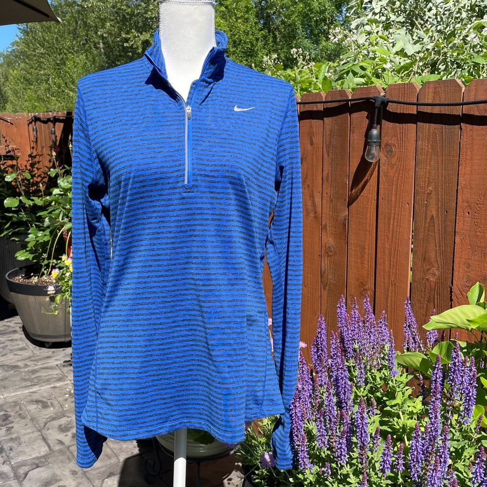 Dri-Fit Nike long sleeves active top